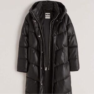Abercrombie & Fitch Black Puffer Coat